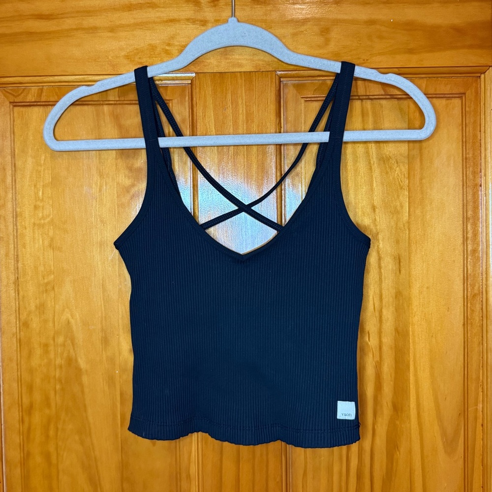 Vuori rib crop tank top with built in bra Women’s XS - Picture 3 of 9